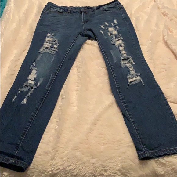 WAX JEANS LA || Ripped Jeans - Picture 1 of 5